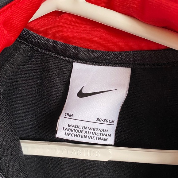 Baby boy Nike matching set - Picture 9 of 16